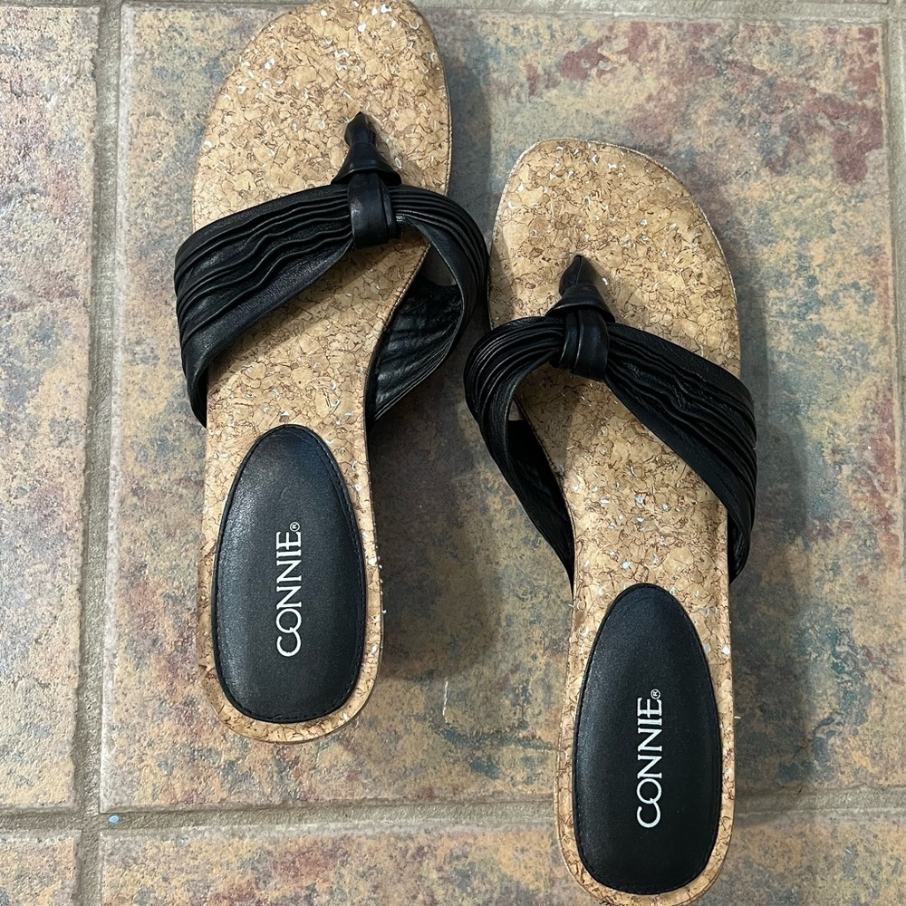 connie | size 9 black wedge heels